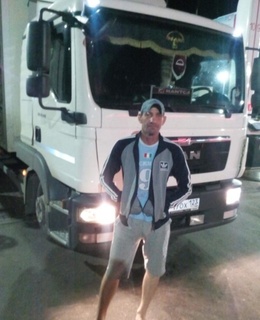 Женя Синявский